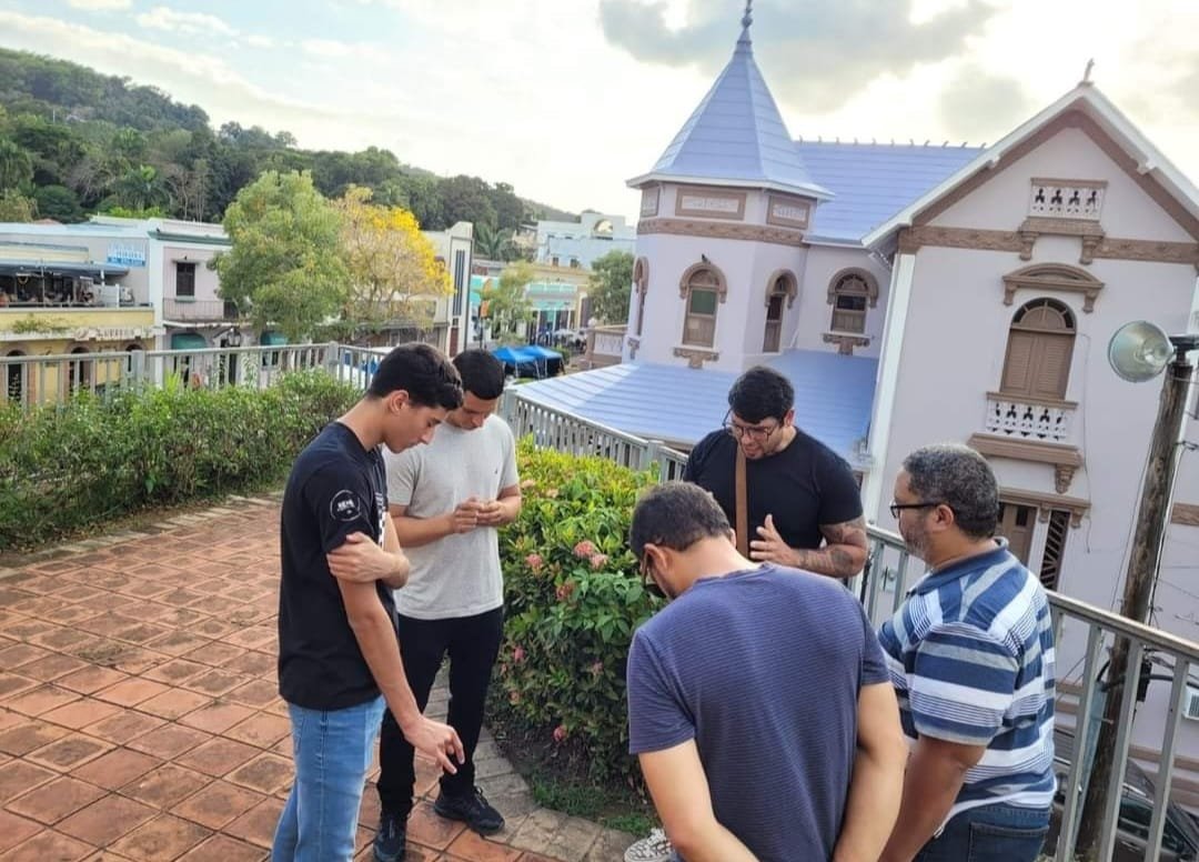 Evangelismo en la comunidad